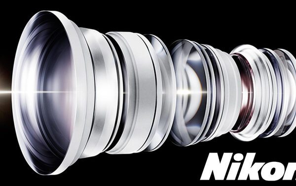 Компания Nikon разработала собственную систему литографии для производства электронных подложек по 1-микронному технологическому процессу.