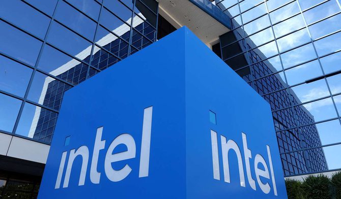 Intel могла бы производить процессоры дешевле в TSMC, но после комментариев гендиректора лишилась скидок. Сегодня у него большая проблема