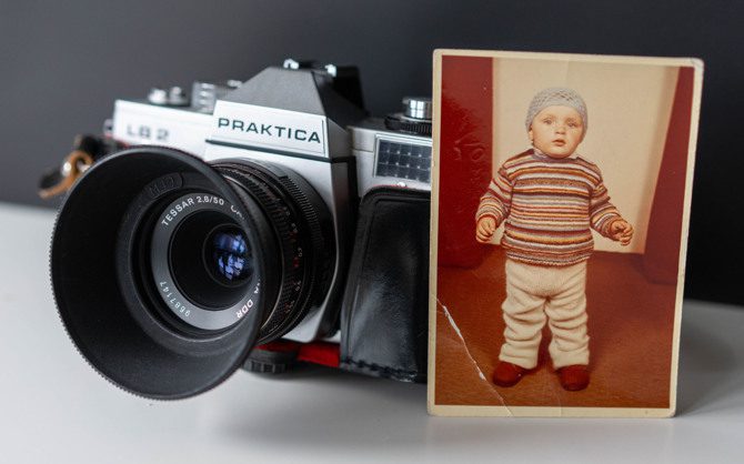 Как раскрасить старые черно-белые фотографии в Adobe Photoshop? Это быстро, очень просто и бесплатно!