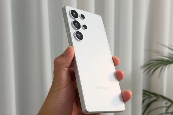 Samsung Galaxy S25 Ultra похож на Galaxy S21 Ultra. Смартфон будет доступен в долгожданных вариантах памяти