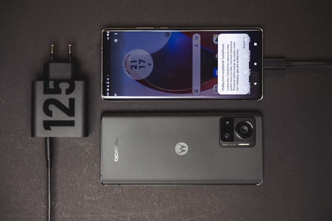 Motorola Edge 30 Neo, Fusion или Ultra? Проверьте, какой из этих смартфонов подойдет именно вам (7)