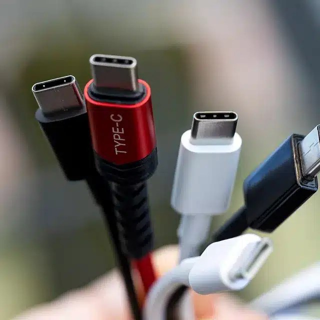 На сегодняшний день USB Type-C является официальным стандартом зарядки в ЕС.