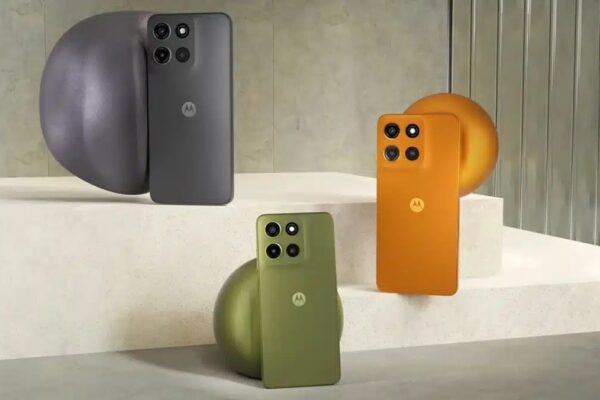 Легендарный бренд напомнил о себе: Motorola выпустила Moto G15 и G15 Power