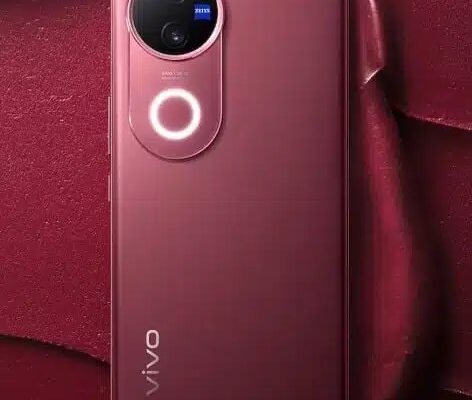 Вот как выглядит Vivo V50: самый тонкий телефон с батареей 6000 мАч.