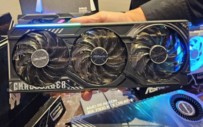 ASRock представляет блоки питания ATX 3.1 и PCIe 5.1 мощностью 1650 Вт, а также видеокарты Radeon RX 9070 XT на выставке CES 2025