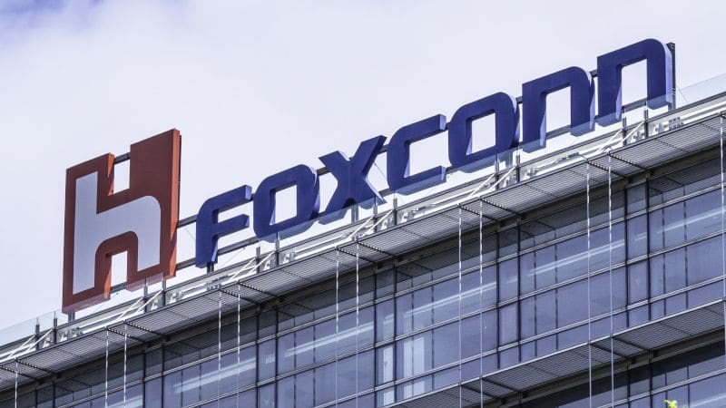 В декабре Foxconn удалось увеличить выручку на 42% благодаря сегменту искусственного интеллекта