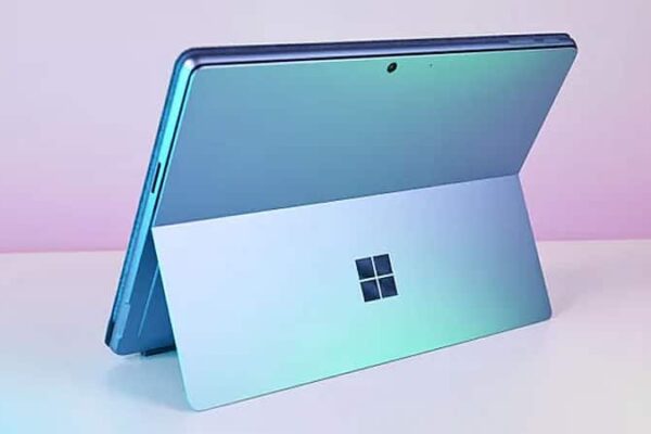 Microsoft выпустит компактные версии Surface Pro и Surface Naptop на основе чипа Snapdragon X