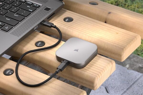 Corsair представила сверхбыстрый внешний SSD EX400U — до 4000 МБ/с благодаря USB4 и Thunderbolt 4 Corsair представила сверхбыстрый внешний SSD EX400U — до 4000 МБ/с благодаря USB4 и Thunderbolt 4