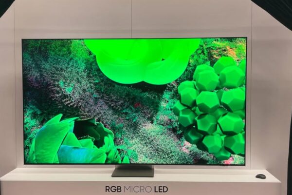 Samsung демонстрирует ЖК-телевизор с подсветкой RGB microLED