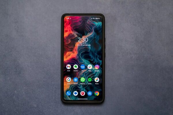 Они представили интересный Asus Zenfone 12 Ultra: смартфон флагман переработанных материалов