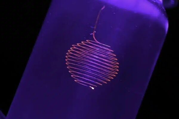 Был разработан метод 3D -печати чрезвычайно тонких волокон диаметром 1,5 мкм Был разработан метод 3D -печати чрезвычайно тонких волокон диаметром 1,5 мкм