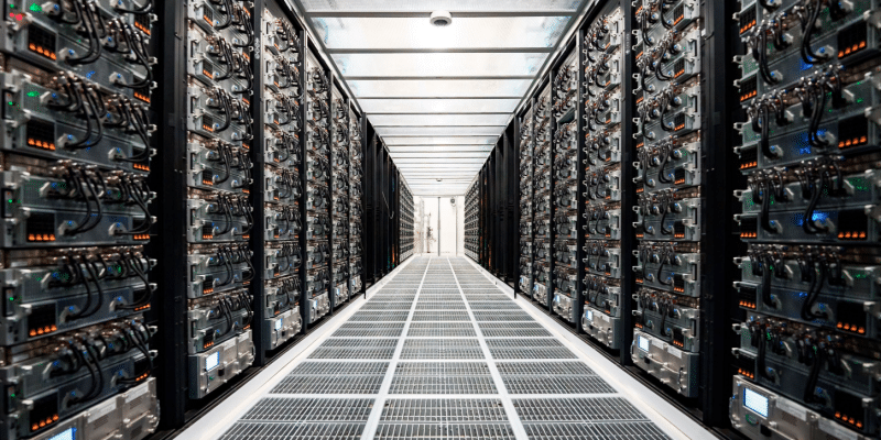 Tesla запускает суперкомпьютер Cortex с 50 000 акселераторов NVIDIA H100, а общие расходы на ИИ уже превышают 5 миллиардов долларов США.
