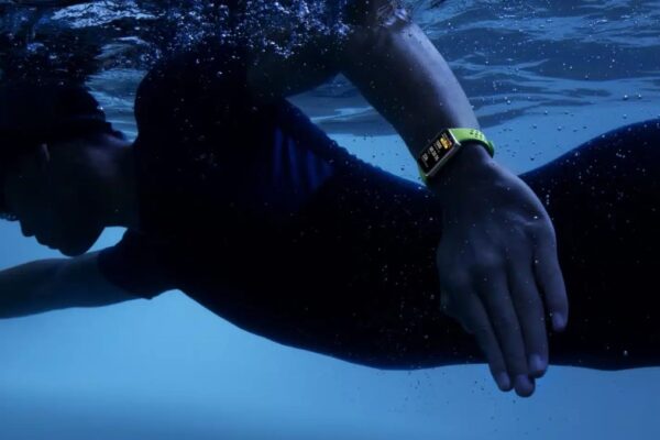 Huawei представила фитнес -Band 10: стильное устройство для активных пользователей