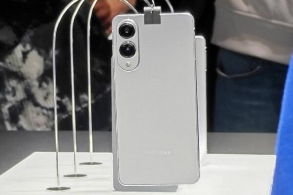 Samsung распространил некоторые варианты ультра -типичного Galaxy S25 Edge перед объявлением Samsung распространил некоторые варианты ультра -типичного Galaxy S25 Edge перед объявлением