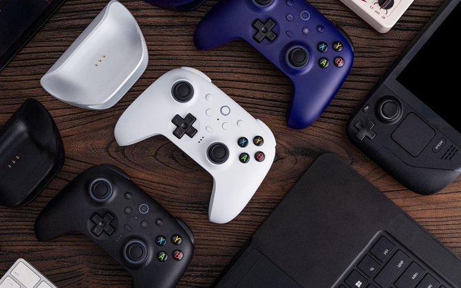 8bitdo Ultimate 2 - новый игровой контроллер, который предлагает аналоговые ручки TMR, настраиваемые кнопки и подсветку RGB