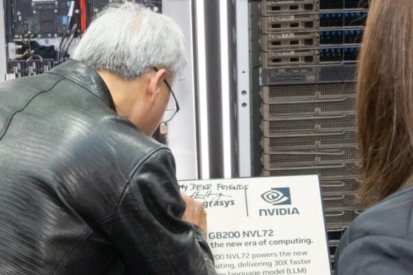 Главный производитель NVIDIA NVIDIA сообщил о росте выручки в январе, несмотря на шум вокруг DeepSeek