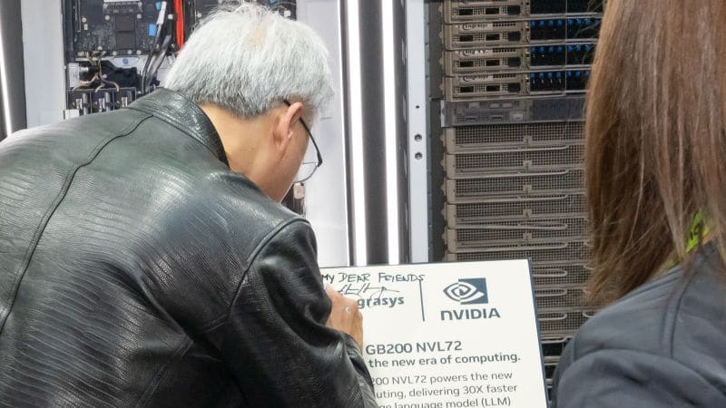 Главный производитель NVIDIA NVIDIA сообщил о росте выручки в январе, несмотря на шум вокруг DeepSeek