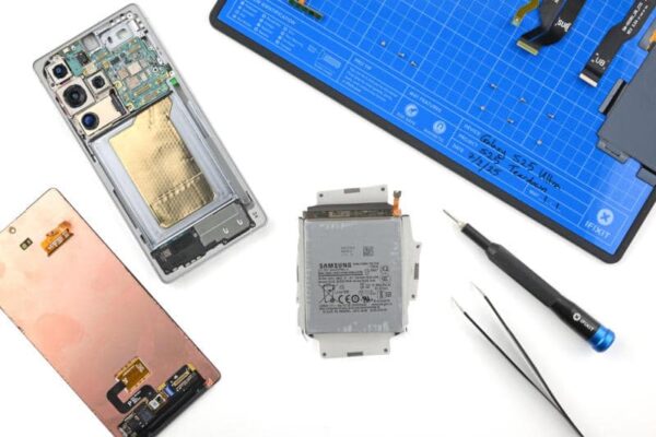 Galaxy S25 Ultra - самый простой для ремонта смартфона Samsung, но в этом отношении все еще лучше в этом отношении.