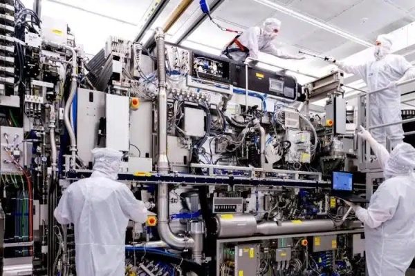 Samsung получил литографический сканер для работы с технологией High-Na EUV