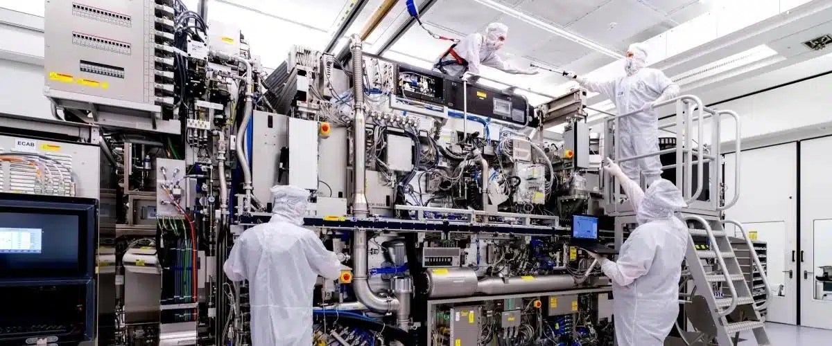 Samsung получил литографический сканер для работы с технологией High-Na EUV