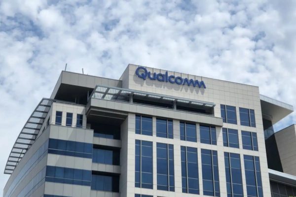 Qualcomm запускает глобальную антимонопольную кампанию против ARM - обвиняет ARM в ограничении доступа к новым технологиям