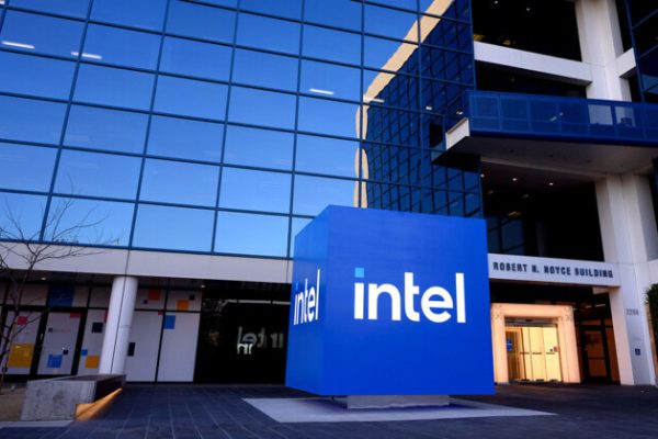 Intel назначила нового генерального директора. Позиция Пэт Гелсингер овладевает опытным сотрудником