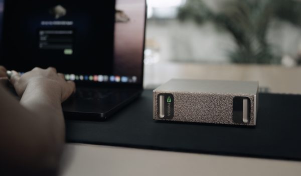 Nvidia DGX Spark, то есть компактный суперкомпьютер ИИ для программистов, исследователей и ученых