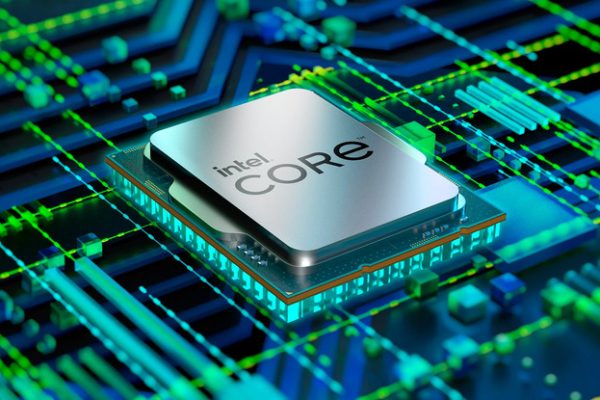 Генеральный директор Intel подтверждает планы публикации компании на 2025 и 2026 гг.