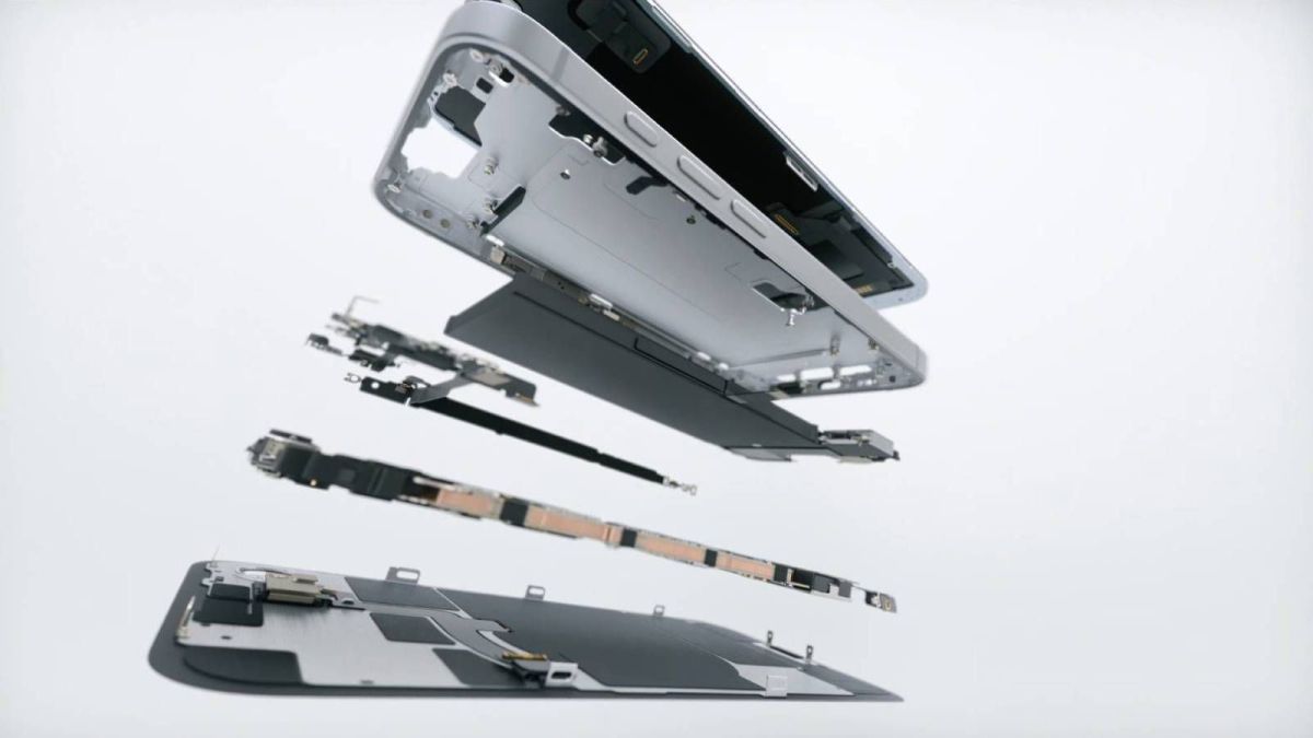 Разборка iPhone 16E раскрывает большую и простую для затрат батареи и отсутствие магнитных магнитов
