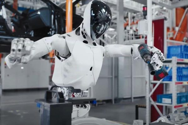 По стопам Теслы: китайский Xpeng инвестирует 13,8 миллиарда долларов в создание гуманоидных роботов