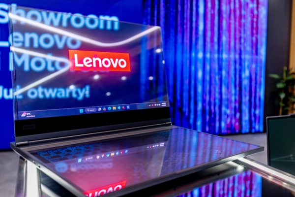 Lenovo и Motorola открыли свой первый выставочный зал в Польше. Каждый уже может посетить объект в Варшаве