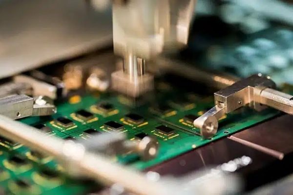 Крупнейший американский производитель объявил о увеличении цен на SSD и DRAM из -за новых обязанностей