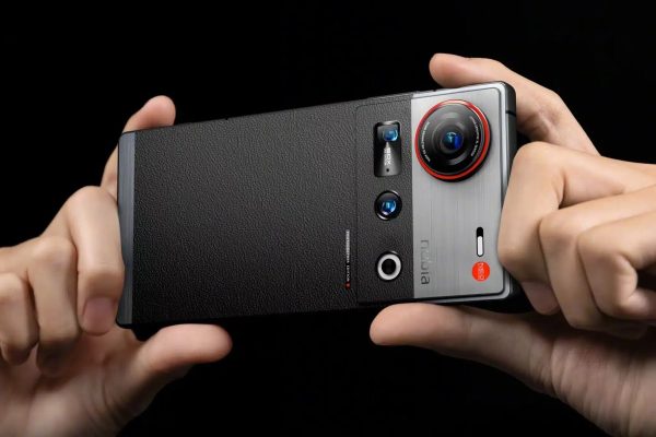 Представил флагманский nubia Z70s ultra - никто другой не имеет такой камеры