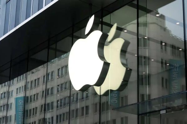 Apple готовится повысить цены на iPhone в США из -за новых обязанностей - Bloomberg