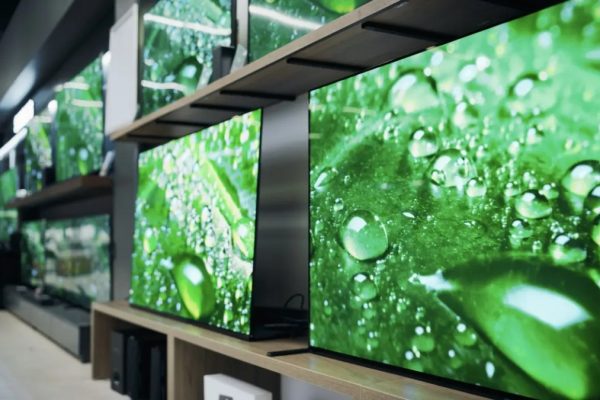 В чем разница между светодиодным и минимальным?