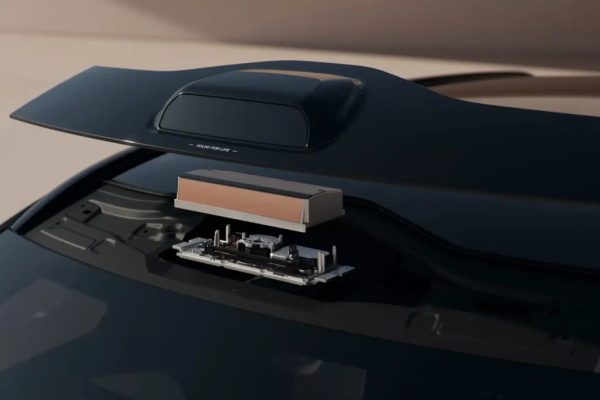 Запрещено смартфонам: Lidar of New Cars опасен для камер
