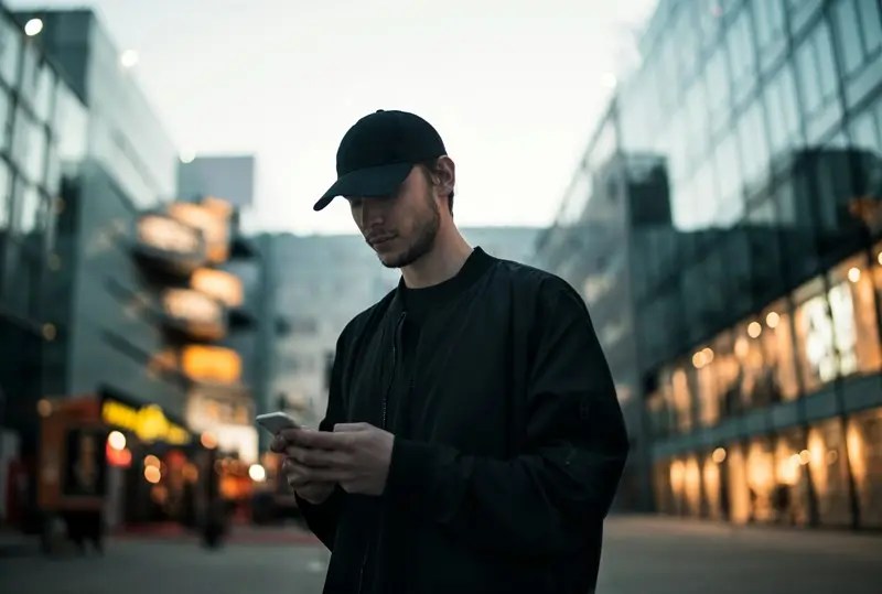 В Москве и регионе начнут следить за иностранцами через смартфоны