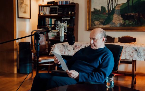Это не аудиокнига. Петр Фрончевский как учитель Ай? Проверьте, что может сделать новое приложение ElevenReader ElevenLabs