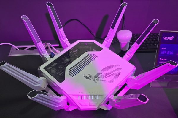 Asus представил флагманский игровой маршрутизатор Rog Rapture GT-BE19000AI со встроенным искусственным интеллектом Asus представил флагманский игровой маршрутизатор Rog Rapture GT-BE19000AI со встроенным искусственным интеллектом
