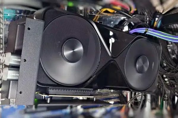 Профессиональный NVIDIA RTX Pro 6000 Blackwell Workstation Edition с 96 ГБ память GDDR7 теперь в продаже - цена составляет 9000 евро