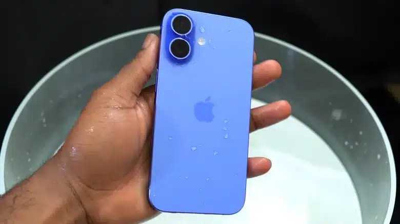 IPhone 16 водонепроницаемый? Это как долго он может длиться под водой