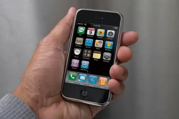 Кто создал iPhone? (Слиты: не Стив Джобс)