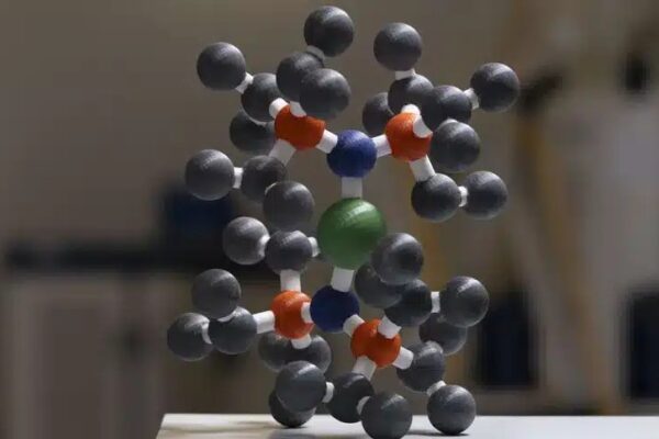 Австралийцы создали магнитную молекулу для жестких дисков будущего - маленькие и с суперкабильностью