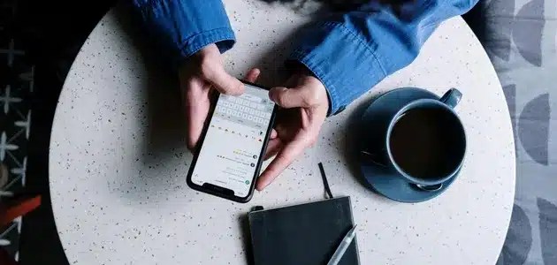 Бета -версия появилась, но не спешите: как скачать iOS 26 на iPhone