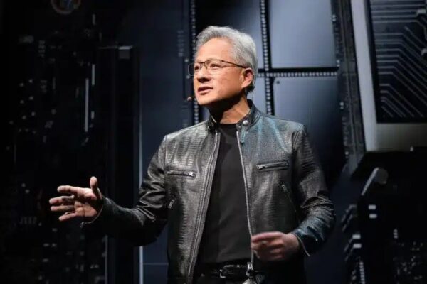 Huawei «покроет весь Китай», если США продолжат блокировать поставки чипов NVIDIA - предупреждает Дженсен Хуанг