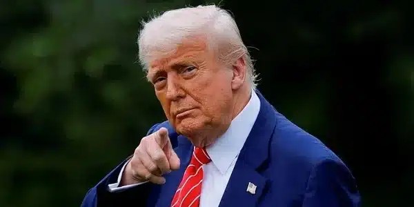 Трамп Часть стратегии Трампа: Соединенные Штаты решают блокировать доступ к своим технологиям для Samsung, SK Hynix и TSMC в Китае