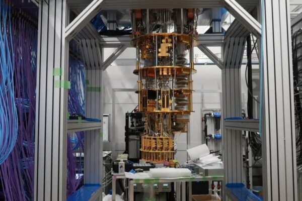 Самый большой квантовый компьютер с сверхпроводящими кубиками в мире был запущен в Японии.