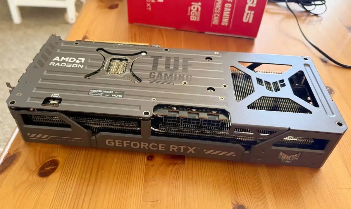 Asus случайно выпустил «гибрид» между Radeon и Geforce