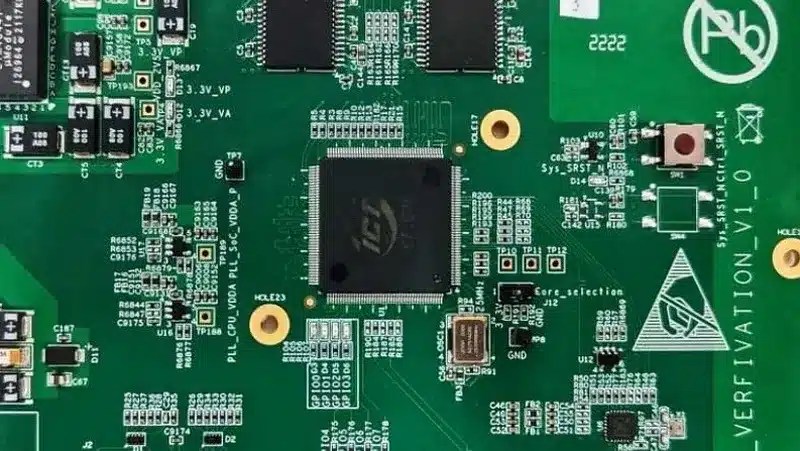 Китай создал искусственный интеллект, который разрабатывает процессоры не хуже, чем люди