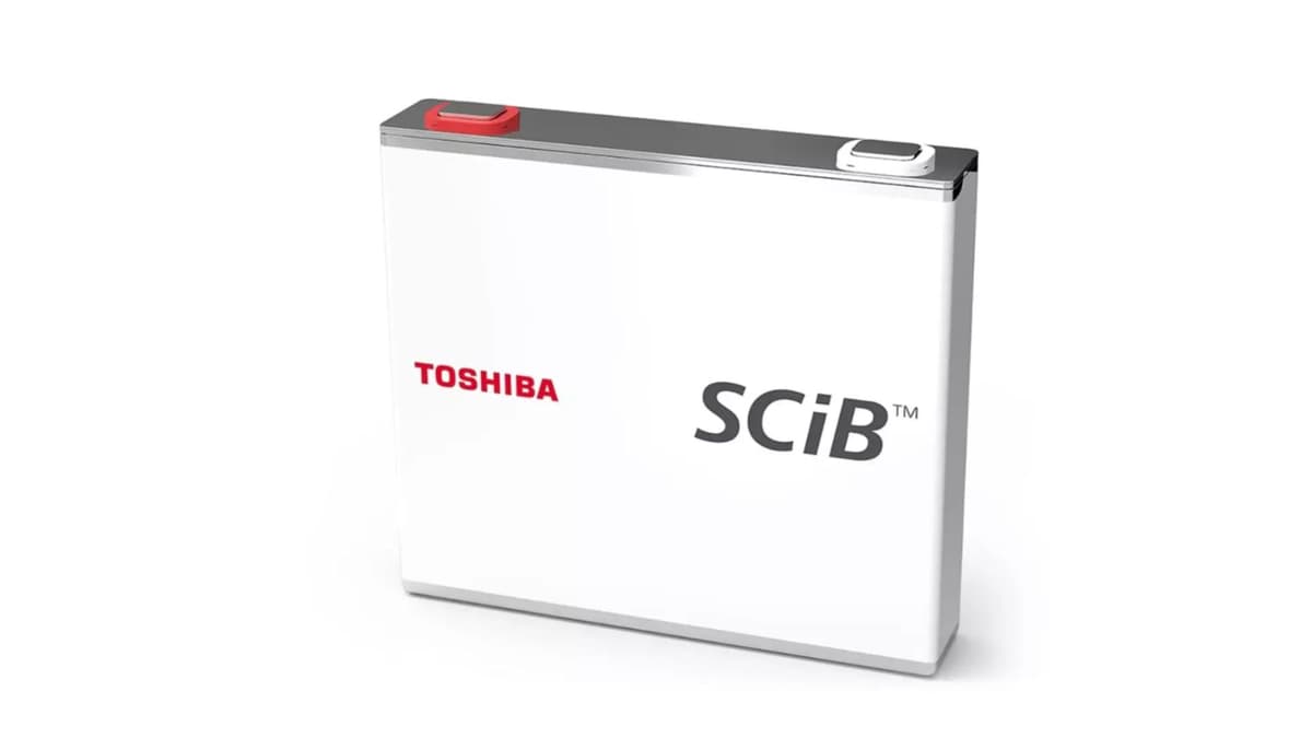 Toshiba представила литий-ионную батарею, которая заряжается до 80% за 6 минут и длится 20 000 циклов